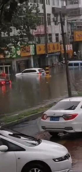 台风最新消息，11月动态报告